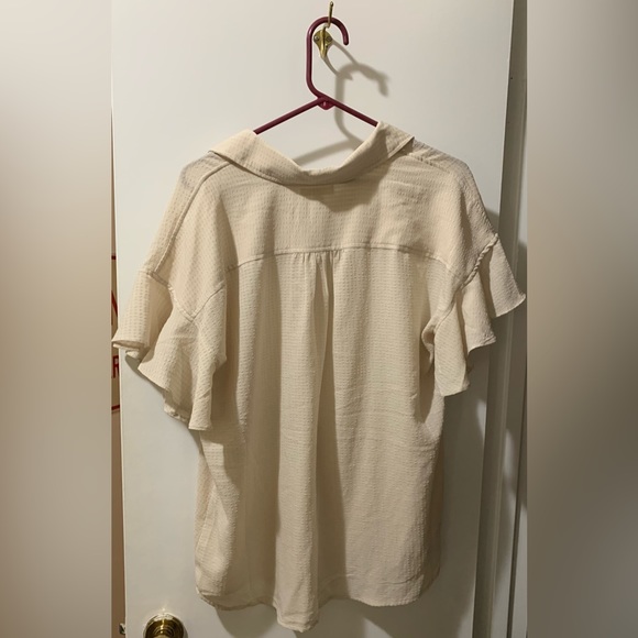 Max Studio Cream Button Up - Picture 4 of 4